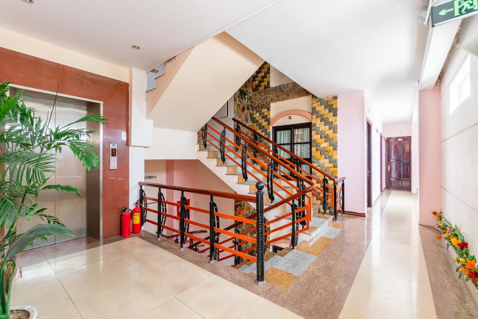 Super Oyo 266 Golden Gate Hotel Da Nang Luaran gambar